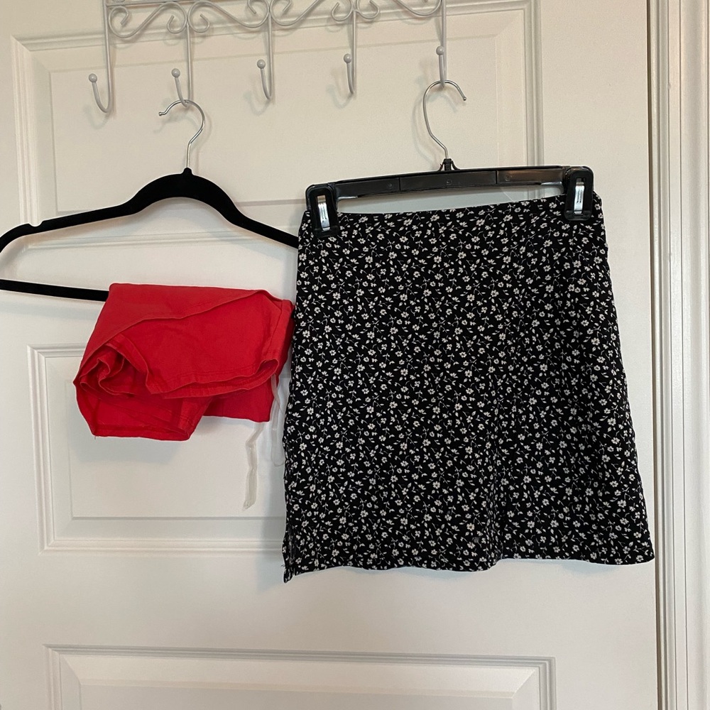 Set of two - John Galt Skirt & Red Skort - extra small - Pacsun